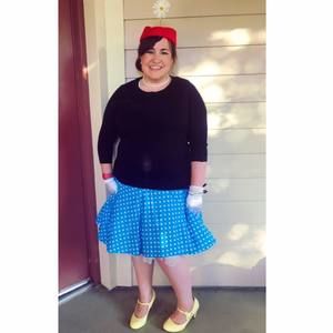 Meet your Posher, Cassandra